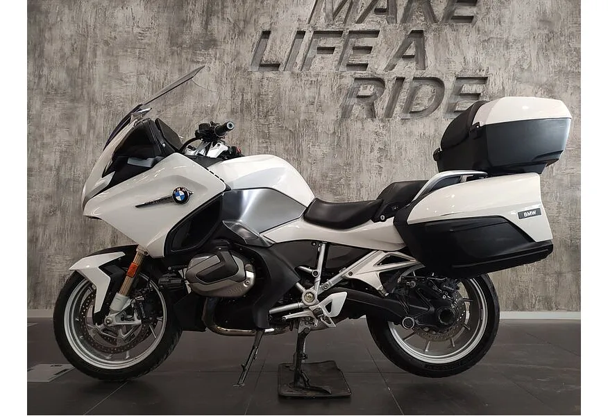 BMW Motorrad R 1250 RT R 1250 RT 1254 см³ (136) 1254 Белый в АВИЛОН. Слайд №3