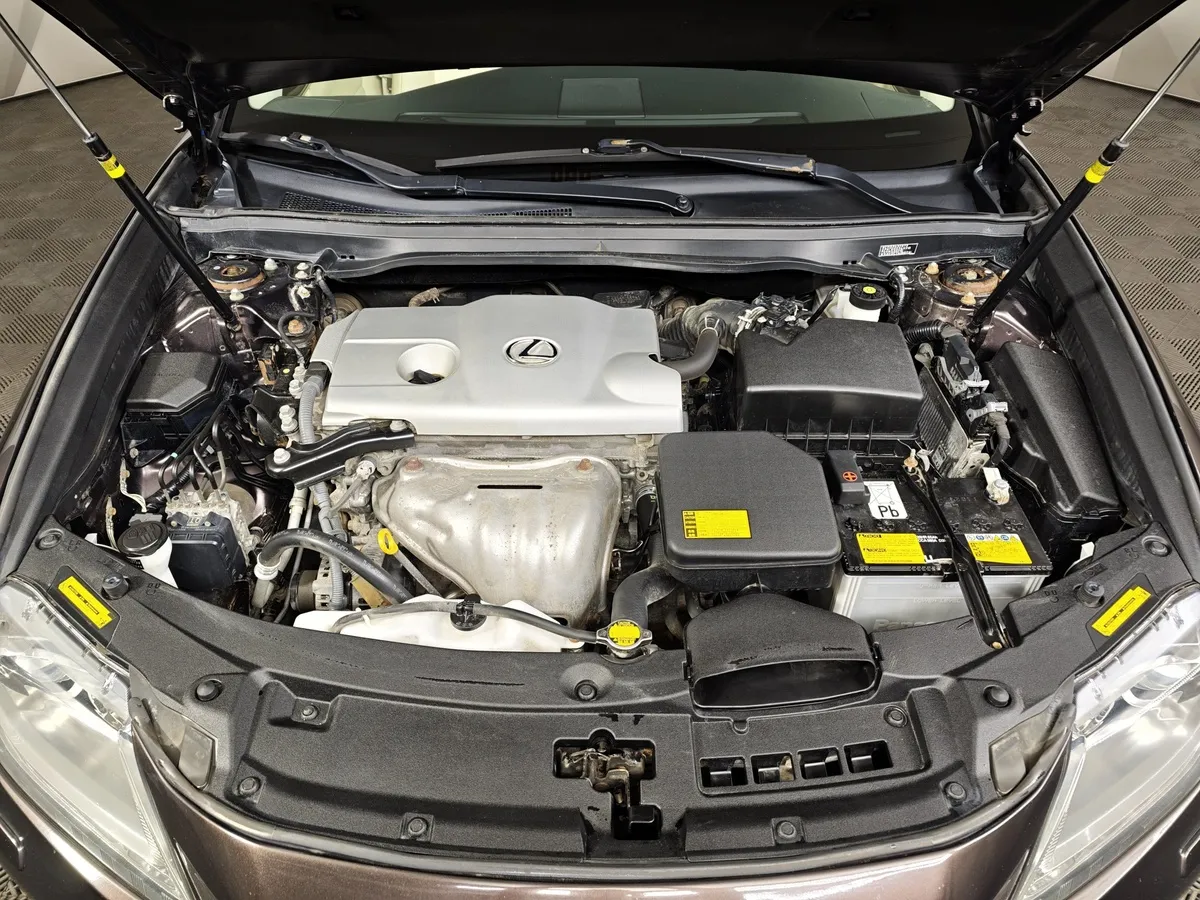 Lexus ES 250 AT (184 л.с.) Comfort Коричневый в АВИЛОН. Слайд №11