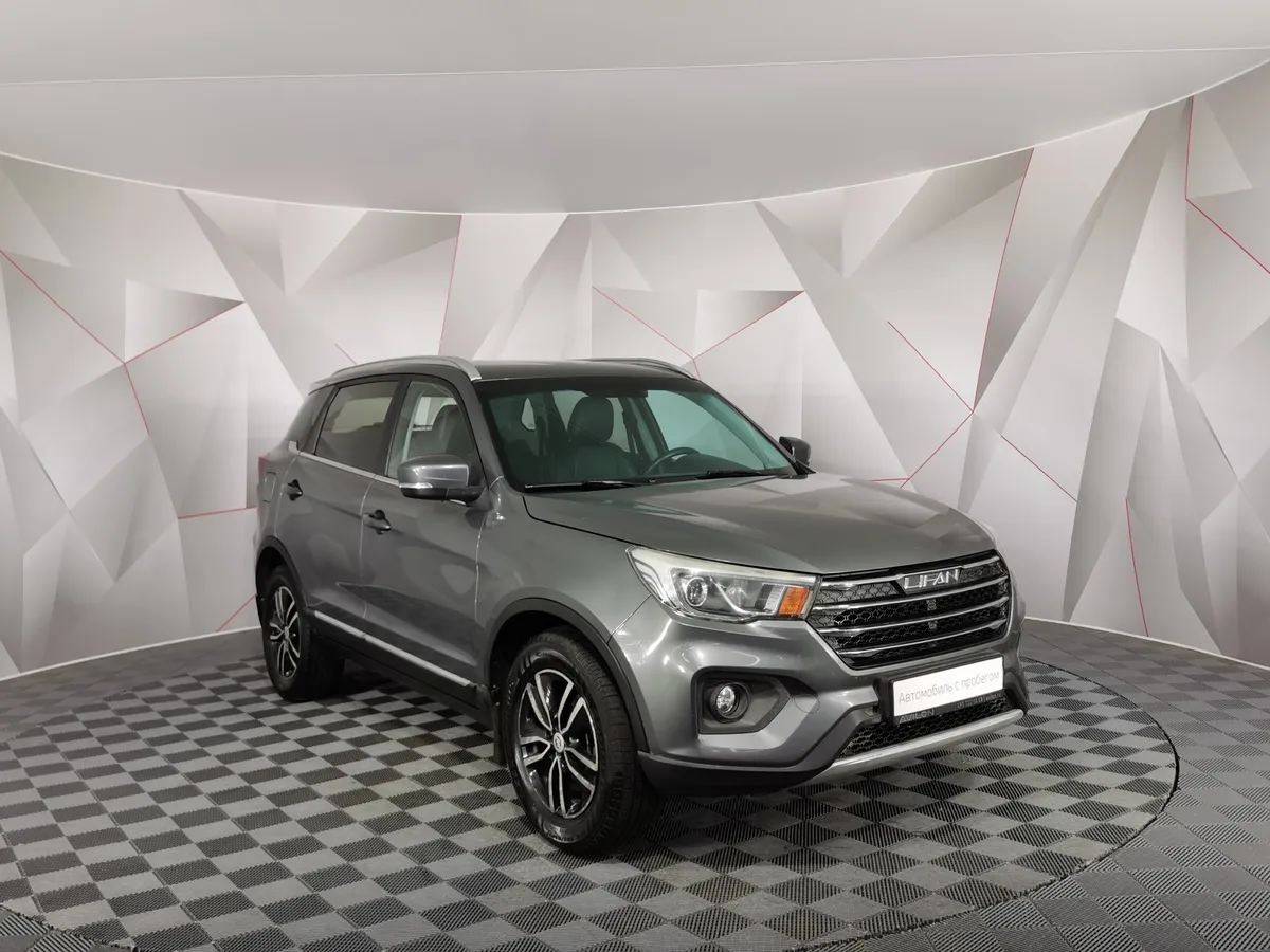 Lifan X70 2.0 MT (136 л.с.) Standard Серый в АВИЛОН. Слайд №3