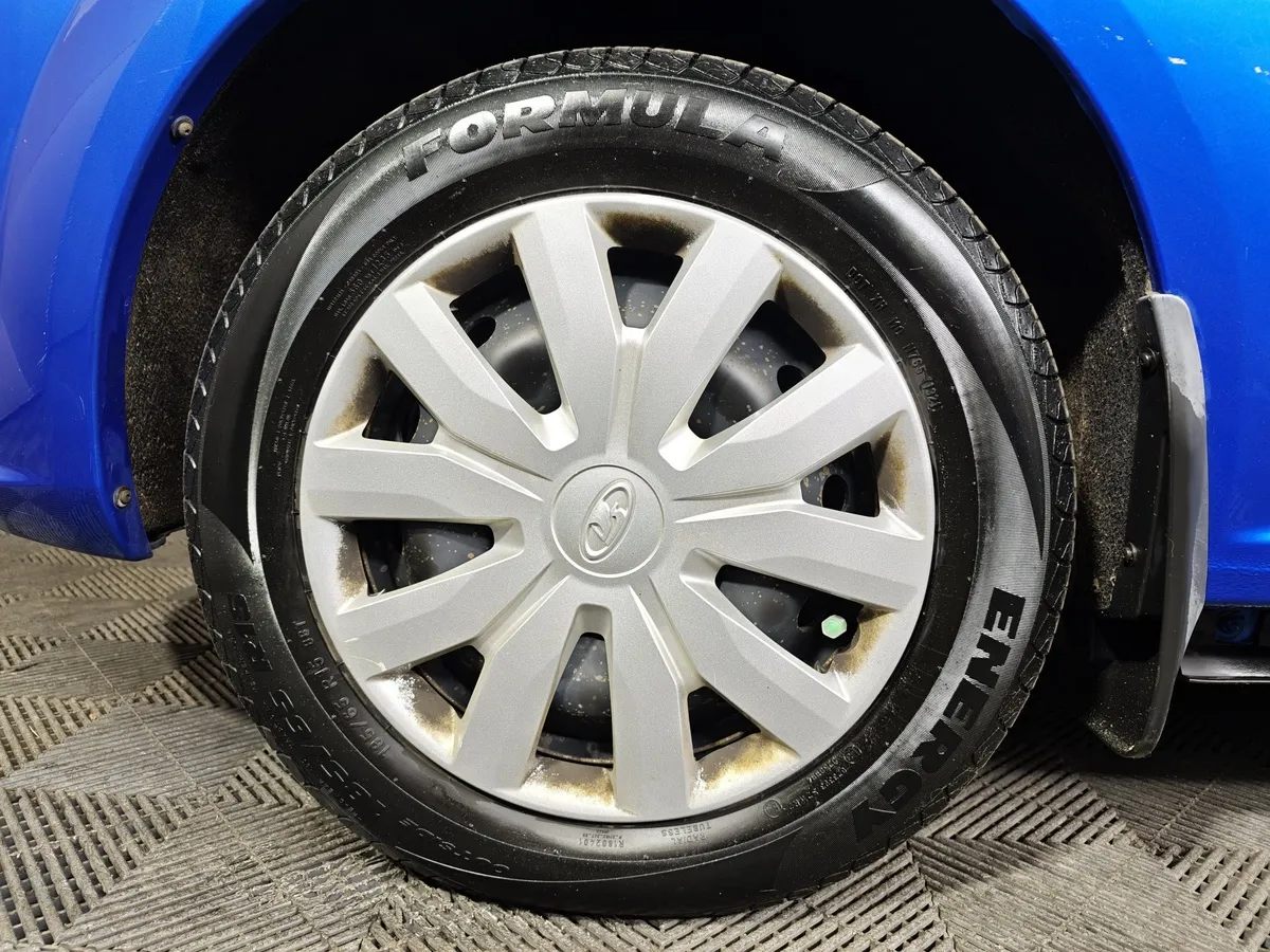 ВАЗ (Lada) Largus 1.6 MT 16 кл (5 мест) (105 л.с.) Синий в АВИЛОН. Слайд №9