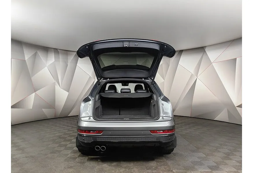 Audi Q3 2.0 TFSI S tronic quattro (180 л.с.) Sport Серый в АВИЛОН. Слайд №12