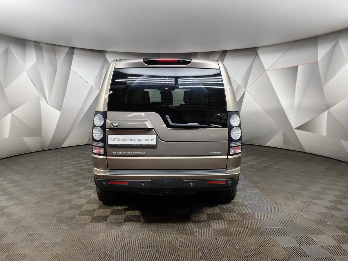 Land Rover Discovery 3.0 SDV6 4WD AT (252 л.с.) HSE Коричневый в АВИЛОН. Слайд №8