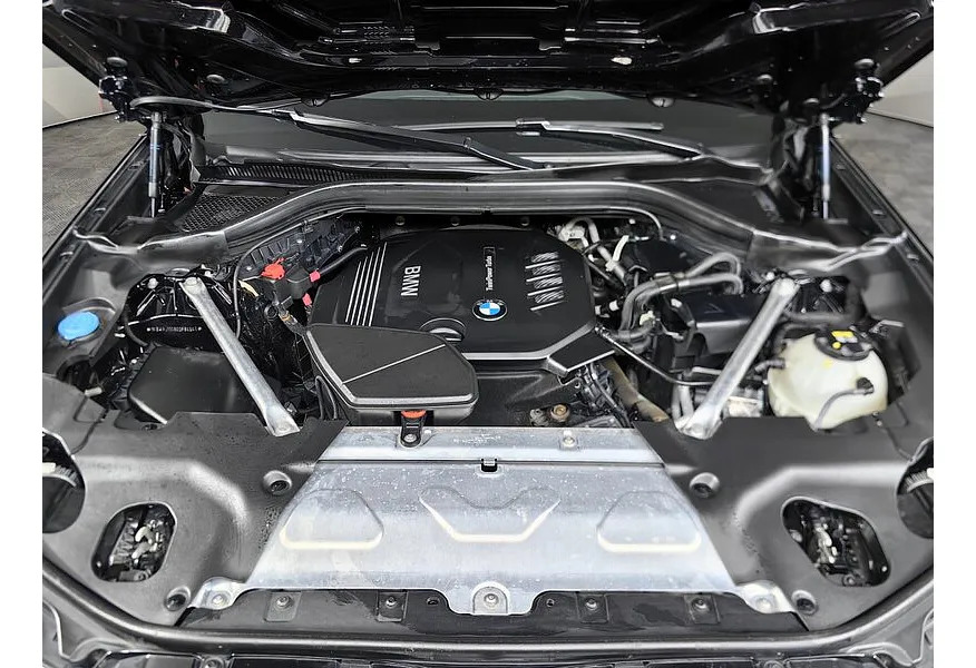 BMW X4 xDrive20d Steptronic (190 л.с.) M Sport Черный в АВИЛОН. Слайд №10