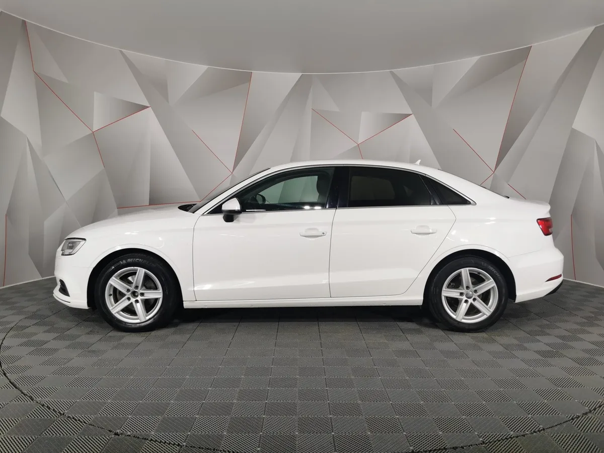 Audi A3 1.4 TFSI AT (150 л.с.) Белый в АВИЛОН. Слайд №5