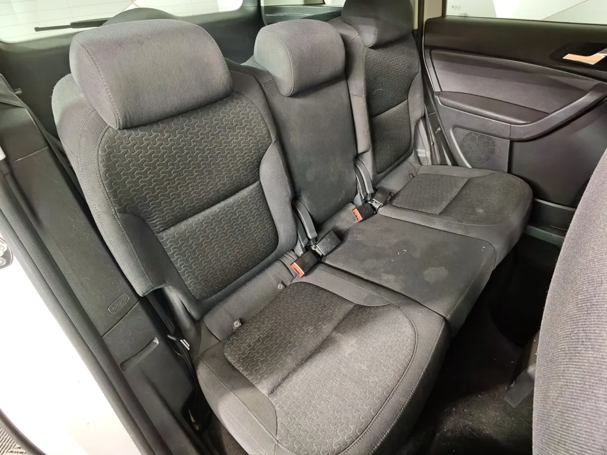 Skoda Yeti 1.2 TSI DSG (105 л.с.) Active Белый в АВИЛОН. Слайд №16