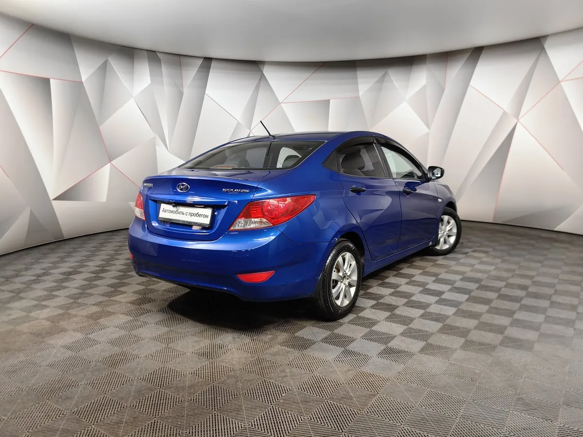 Hyundai Solaris 1.6 MT (123 л.с.) Classic Синий в АВИЛОН. Слайд №2