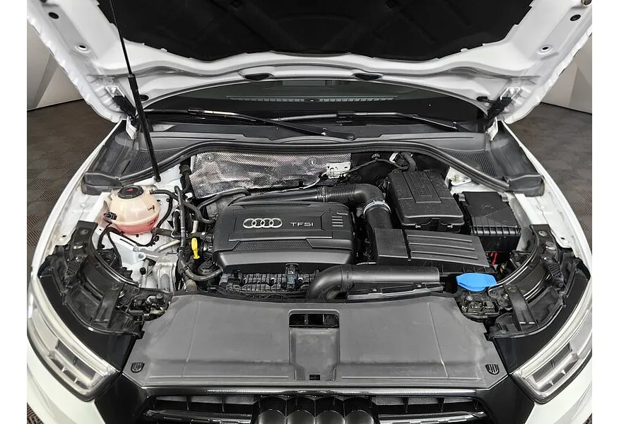 Audi Q3 2.0 TFSI S tronic quattro (180 л.с.) Sport Белый в АВИЛОН. Слайд №11