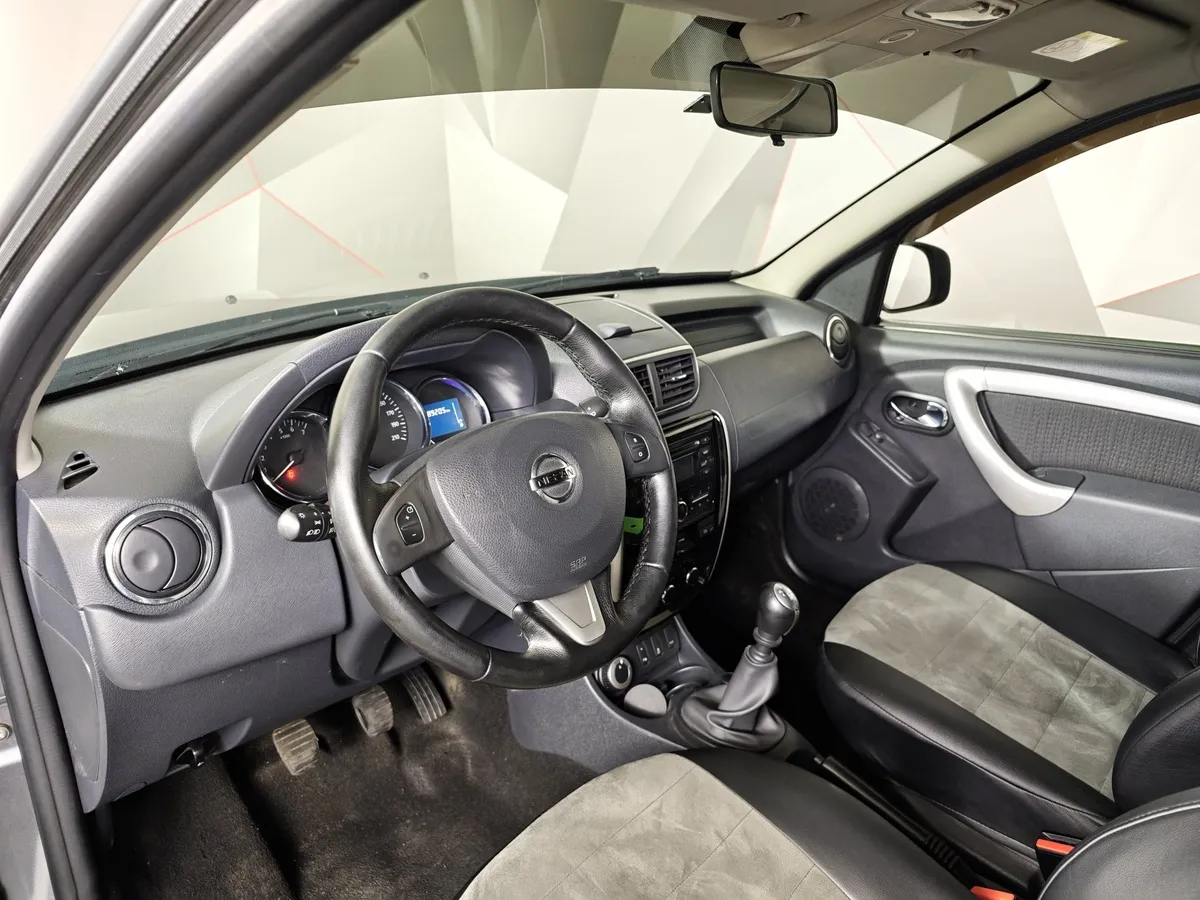 Nissan Terrano 2.0 MT AWD (143 л.с.) Серый в АВИЛОН. Слайд №19