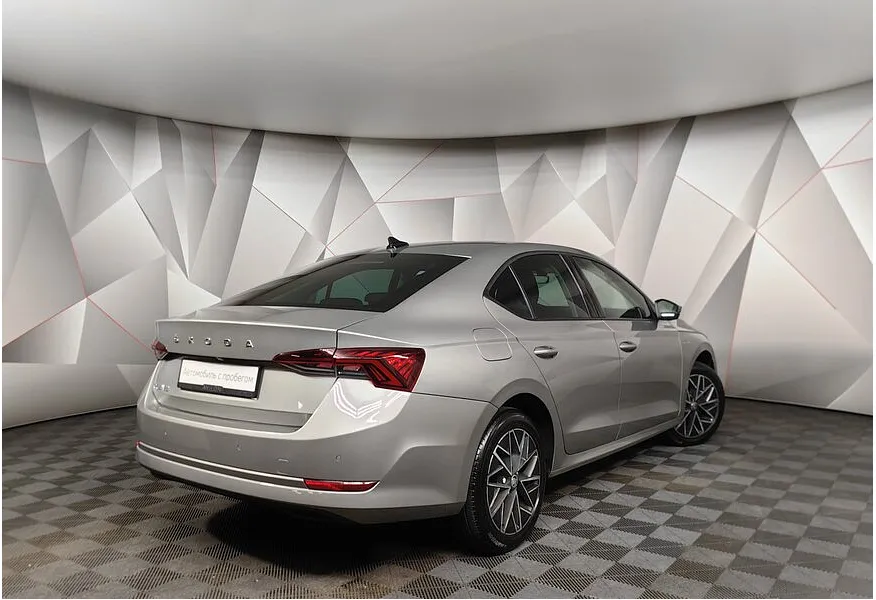 LIVE. Слайд №8