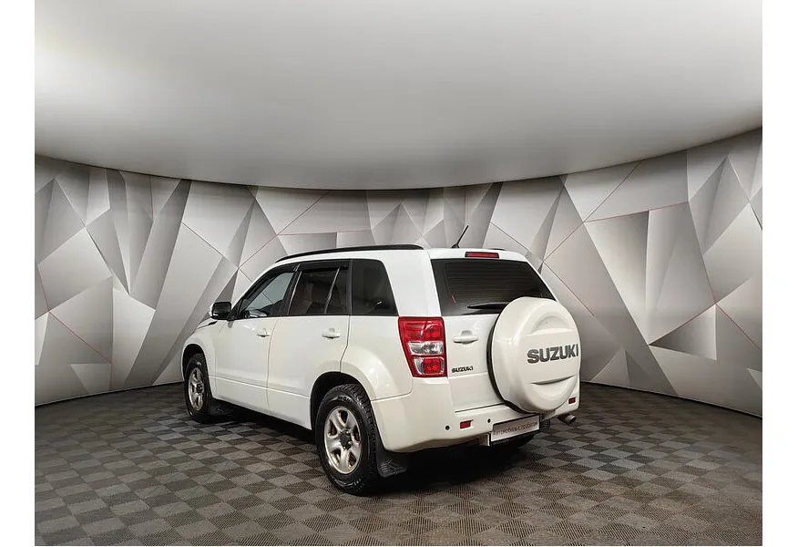 Suzuki Grand Vitara 2.0 MT AWD (140 л.с.) Белый в АВИЛОН. Слайд №4