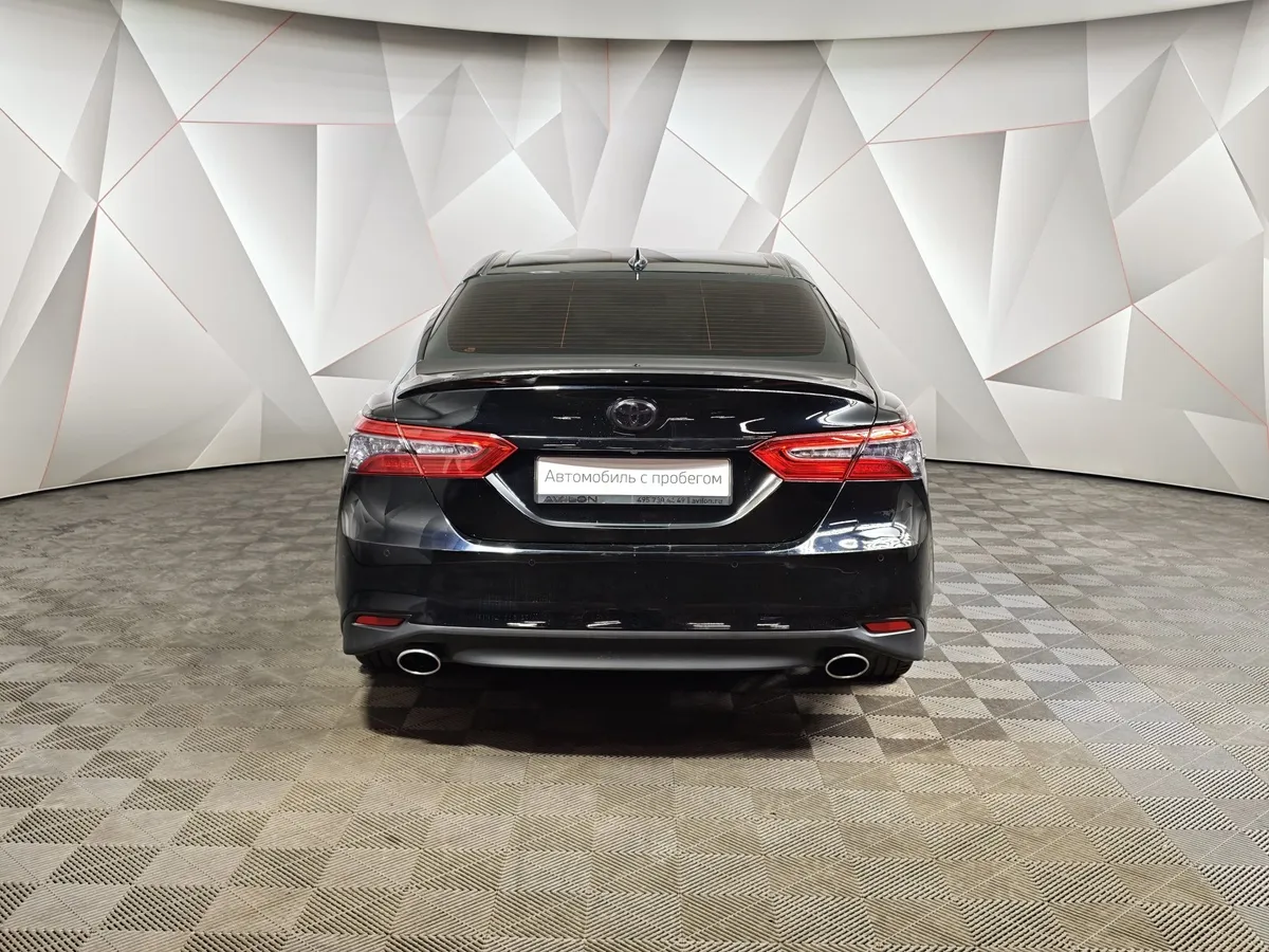 Toyota Camry 3.5 AT (249 л.с.) Черный в АВИЛОН. Слайд №8
