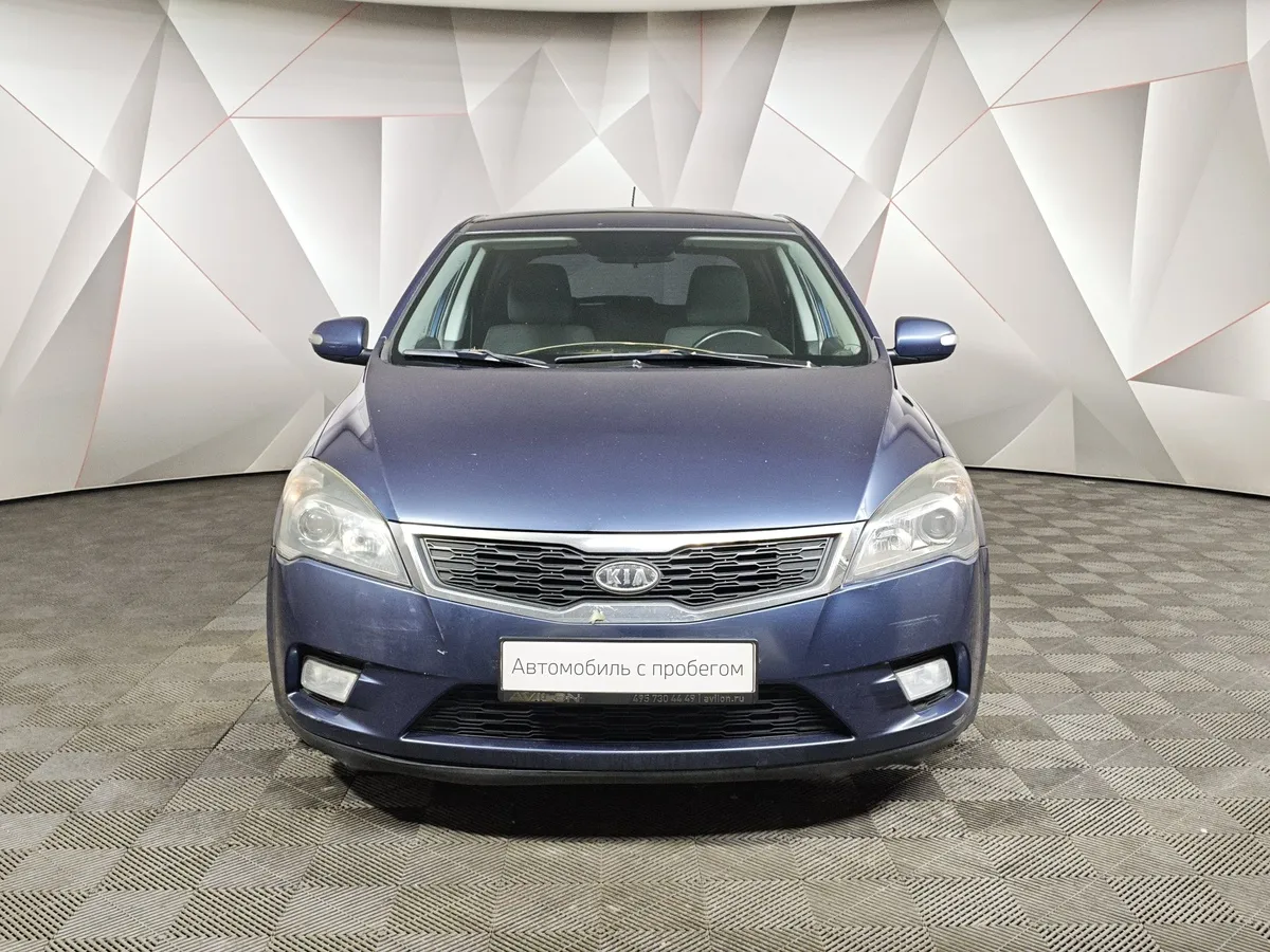 Kia Ceed 1.6 AT (126 л.с.) Comfort Белый в АВИЛОН. Слайд №7