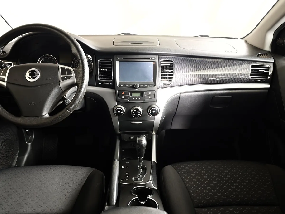 SsangYong Actyon 2.0 AT (149 л.с.) Серый в АВИЛОН. Слайд №14