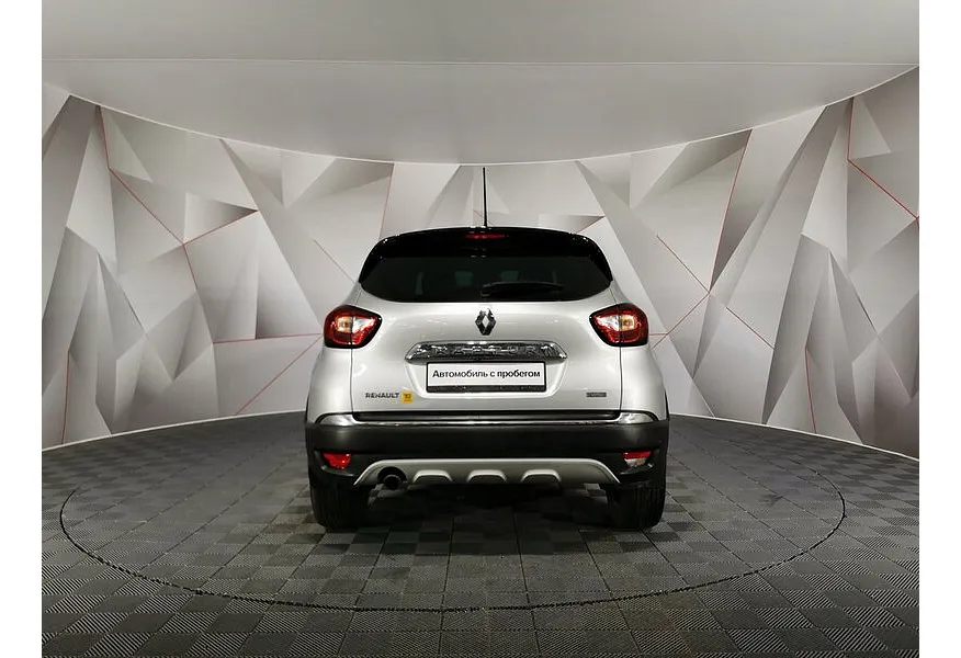 Renault Kaptur 1.3 CVT FWD (150 л.с.) Edition One Черный в АВИЛОН. Слайд №8