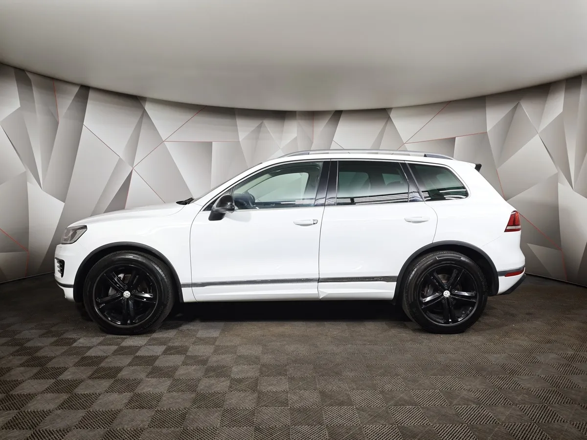 Volkswagen Touareg 3.0 TDI Tiptronic 4Motion (245 л.с.) Белый в АВИЛОН. Слайд №5