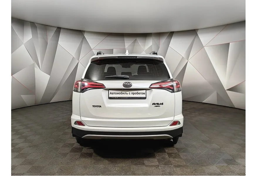 Toyota RAV4 2.2 TD AT (150 л.с.) Белый в АВИЛОН. Слайд №8