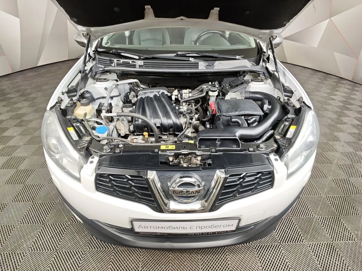 Nissan Qashqai 1.6 MT FWD (114 л.с.) Белый в АВИЛОН. Слайд №11
