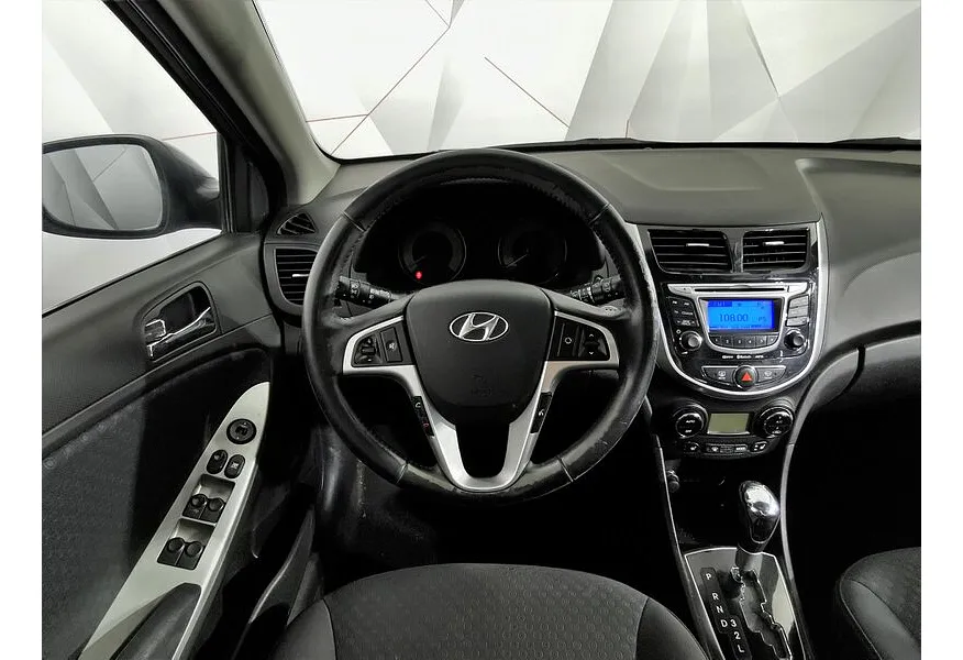 Hyundai Solaris 1.6 AT (123 л.с.) Family Серый в АВИЛОН. Слайд №16