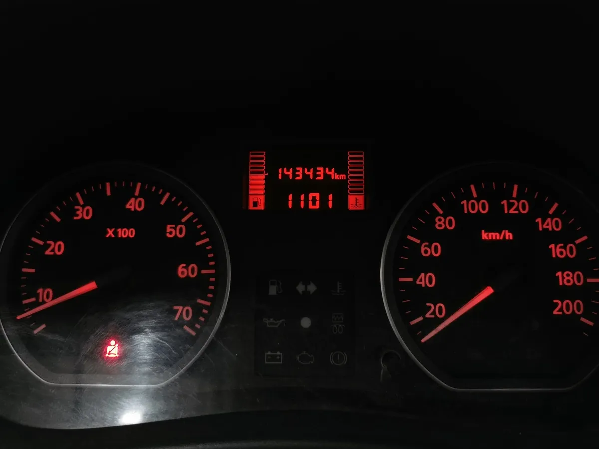 Nissan Almera 1.6 MT (102 л.с.) Черный в АВИЛОН. Слайд №16