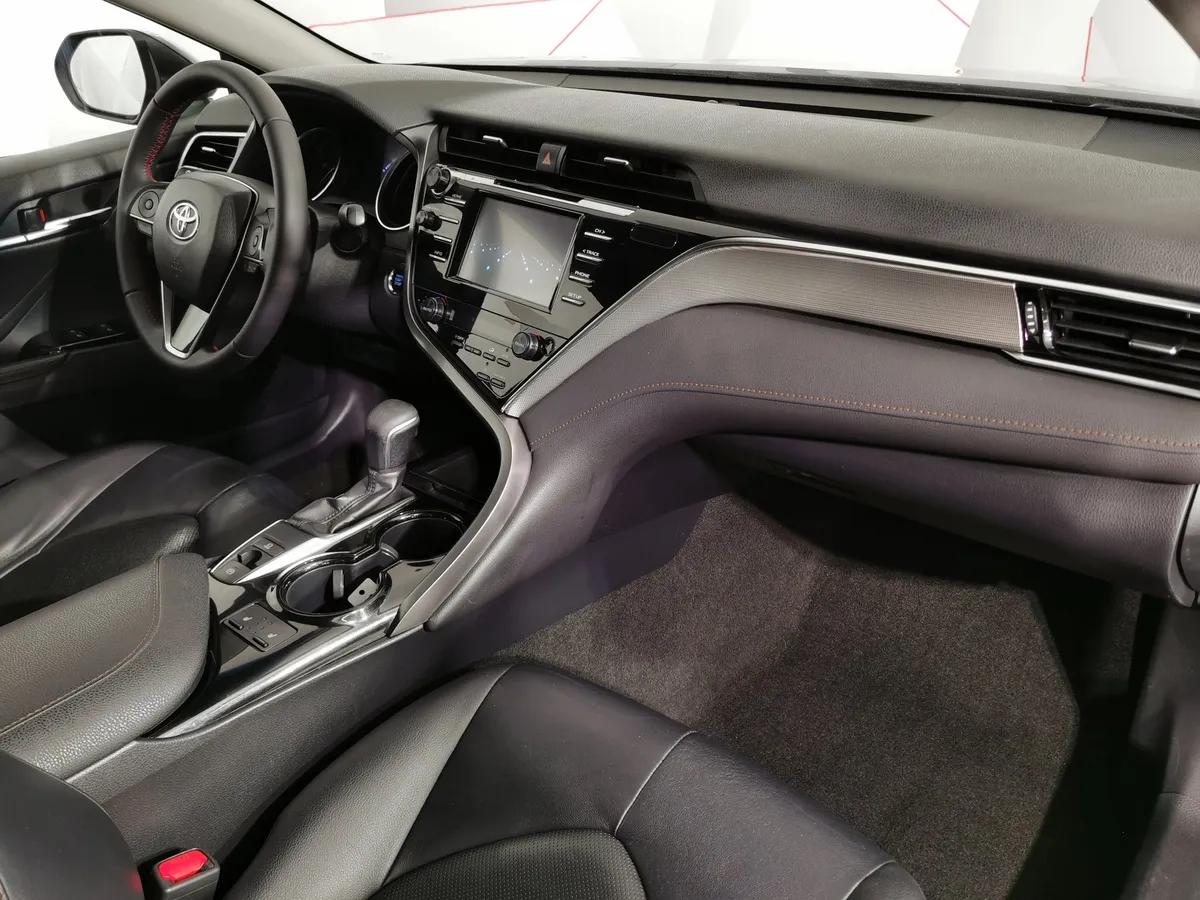 Toyota Camry 2.0 AT (150 л.с.) Синий в АВИЛОН. Слайд №12