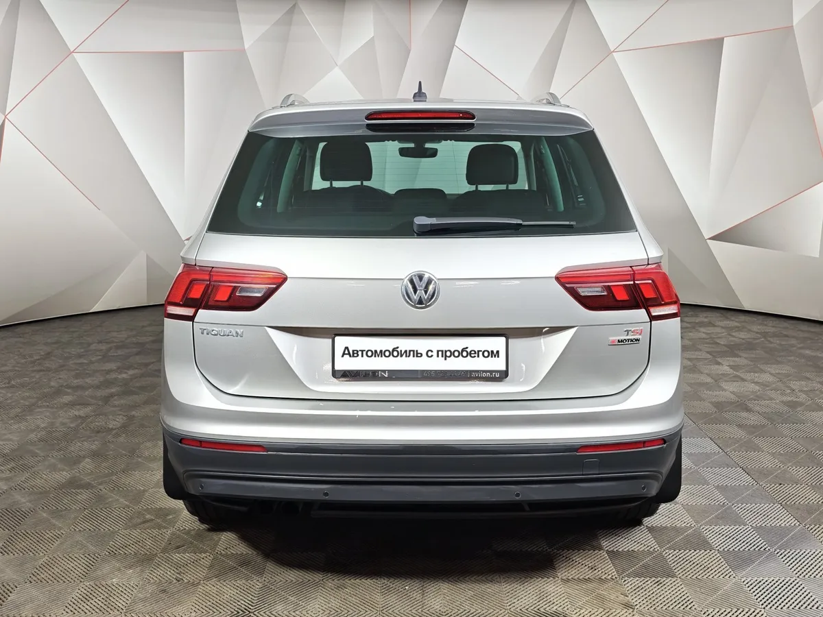 Volkswagen Tiguan 1.4 TSI 4Motion DSG (150 л.с.) Comfortline Серебристый в АВИЛОН. Слайд №8