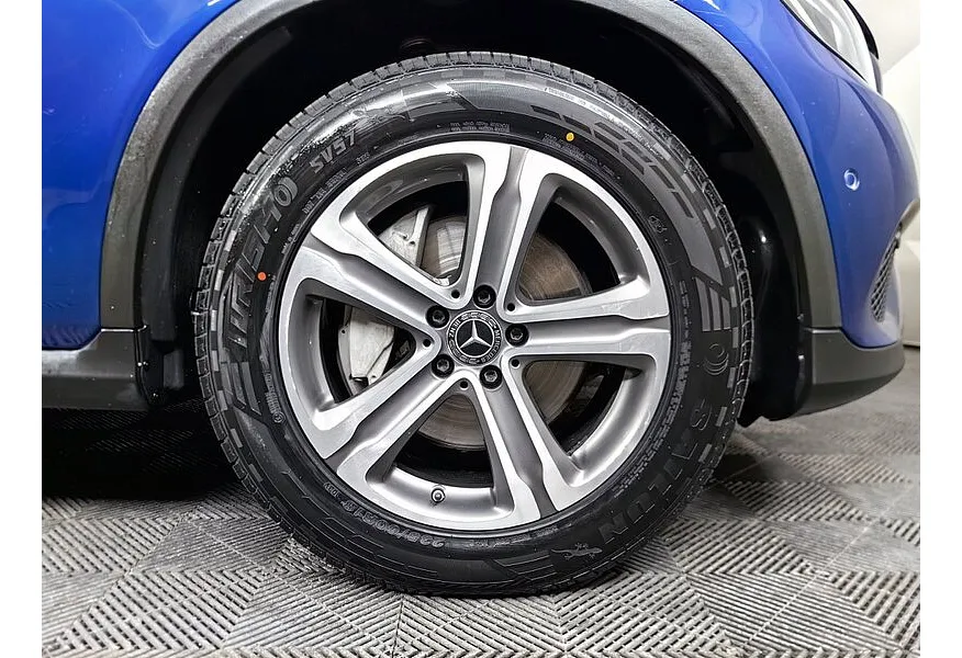 Mercedes-Benz GLC 250 9G-TRONIC 4MATIC (211 л.с.) Особая серия Синий в АВИЛОН. Слайд №9