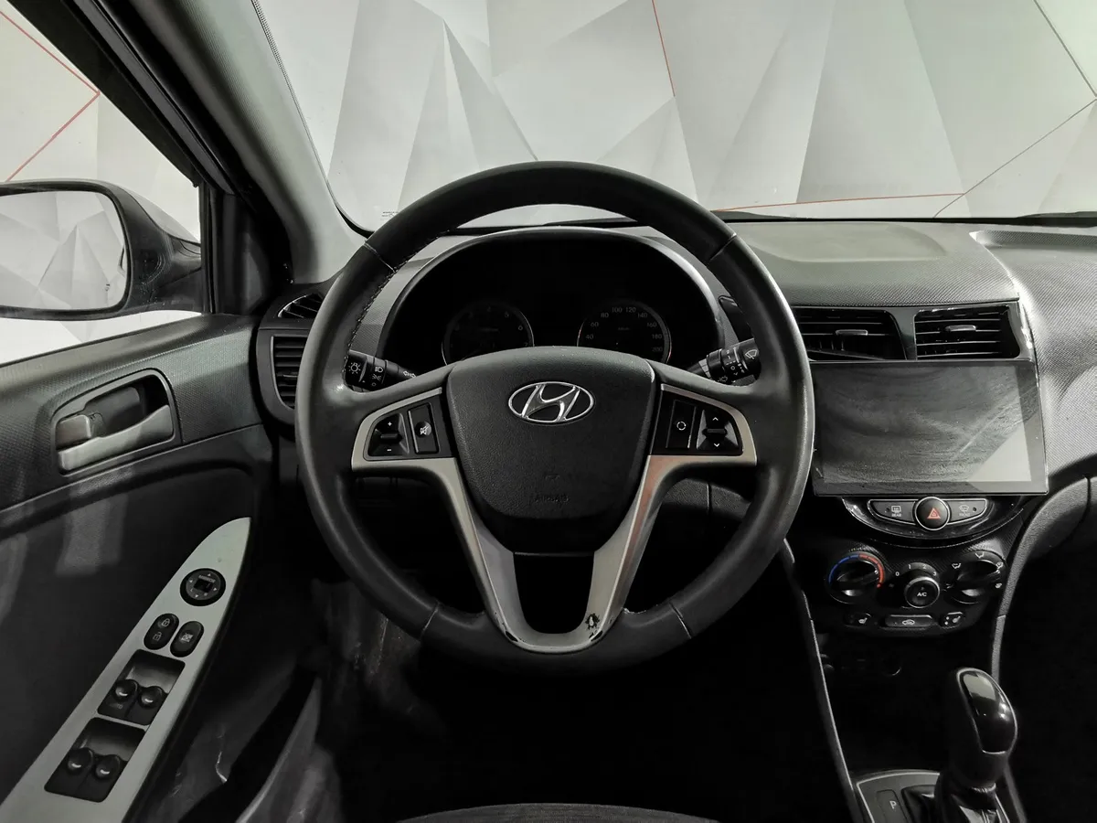 Hyundai Solaris 1.6 AT (123 л.с.) Comfort Серебристый в АВИЛОН. Слайд №20