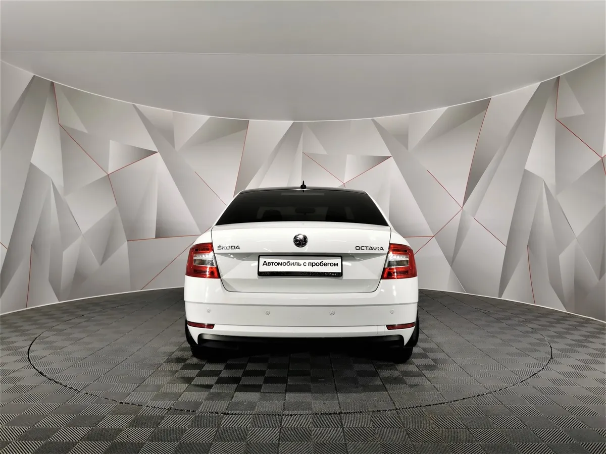 Skoda Octavia 1.6 MPI AT (110 л.с.) Белый в АВИЛОН. Слайд №8