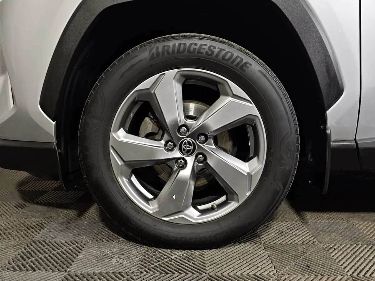 Toyota RAV4 2.0 CVT (149 л.с.) Комфорт Серый в АВИЛОН. Слайд №9