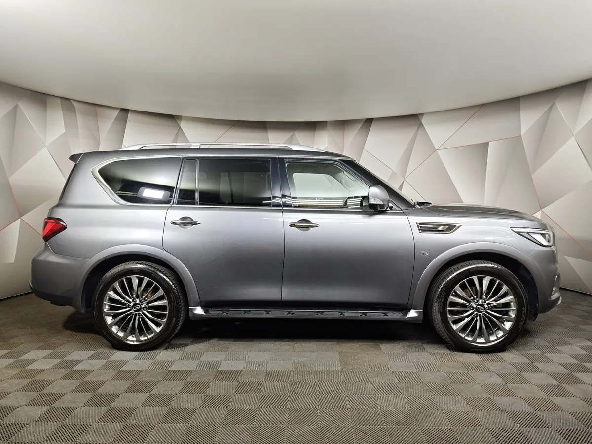 Infiniti QX80 5.6 АТ AWD (405 л.с.) Серый в АВИЛОН. Слайд №6