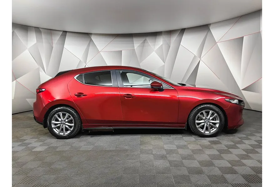 Mazda 3 1.5 AT (120 л.с.) Active Красный в АВИЛОН. Слайд №6