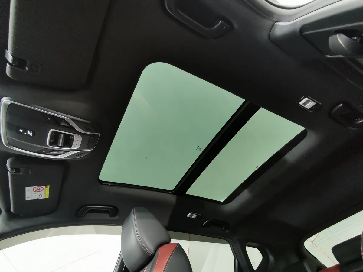 Geely Coolray 1.5T 7DCT 2WD (150 л.с.) Flagship Sport Серый в АВИЛОН. Слайд №21