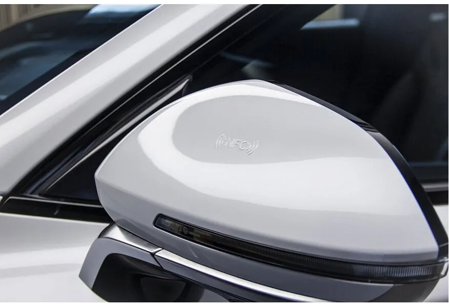 EXEED RX 2.0T 8AT 4WD (249 л.с.) Premium Белый в АВИЛОН. Слайд №11