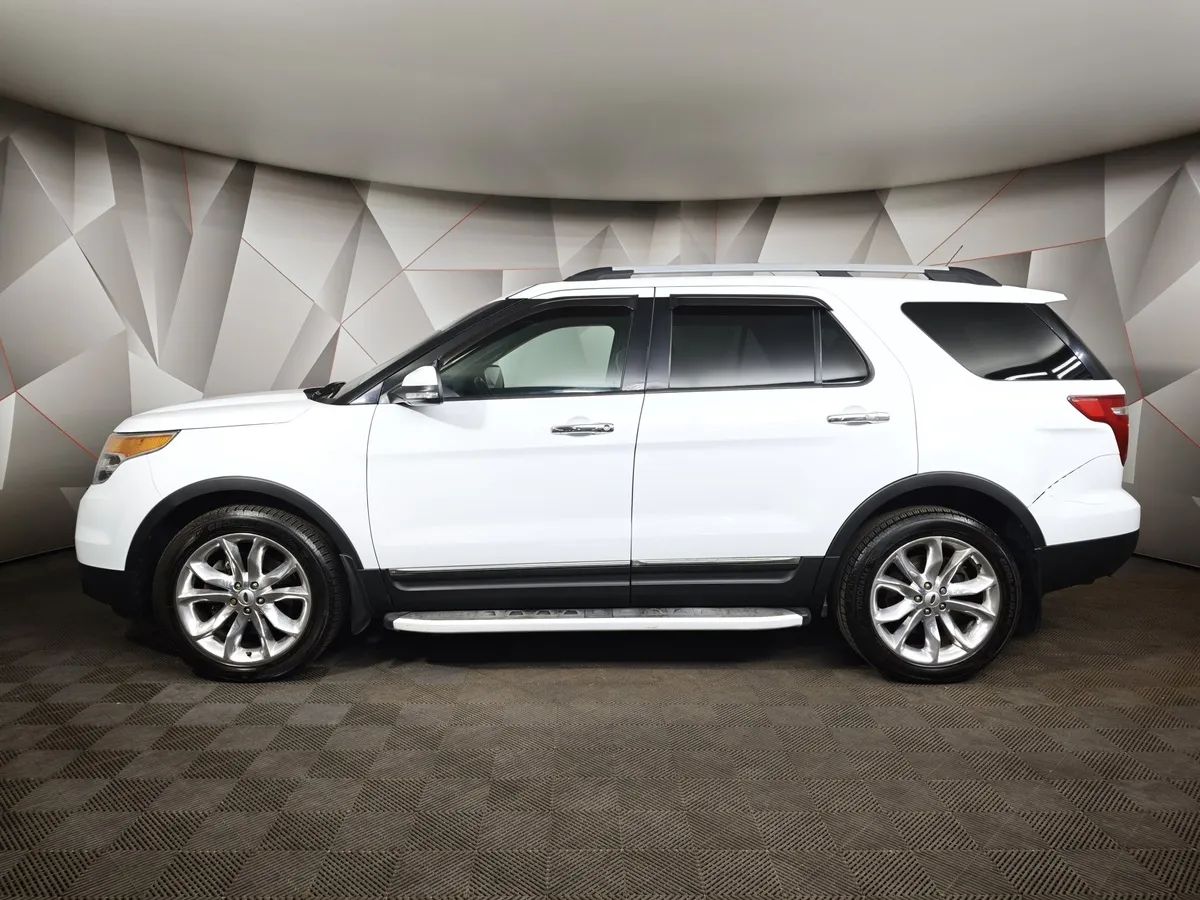 Ford Explorer 3.5 SelectShift 4WD (294 л.с.) Белый в АВИЛОН. Слайд №5