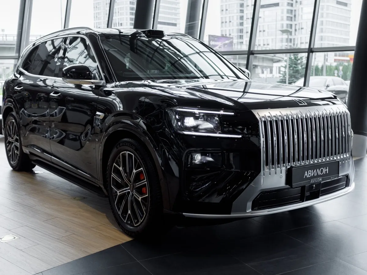 Zeekr 8X 2.0h AT 4WD (898 л.с.) Ultra+ Черный в АВИЛОН. Слайд №2