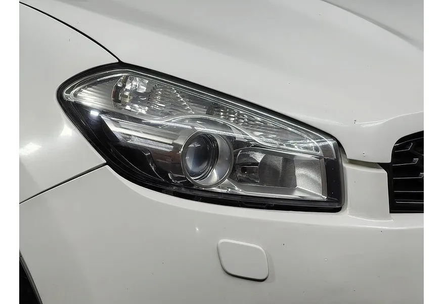 Nissan Qashqai 1.6 CVT FWD (117 л.с.) Белый в АВИЛОН. Слайд №10