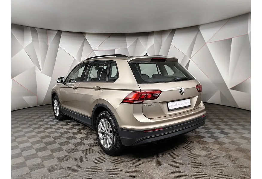 Volkswagen Tiguan 1.4 TSI BlueMotion DSG (150 л.с.) Comfortline Бежевый в АВИЛОН. Слайд №4