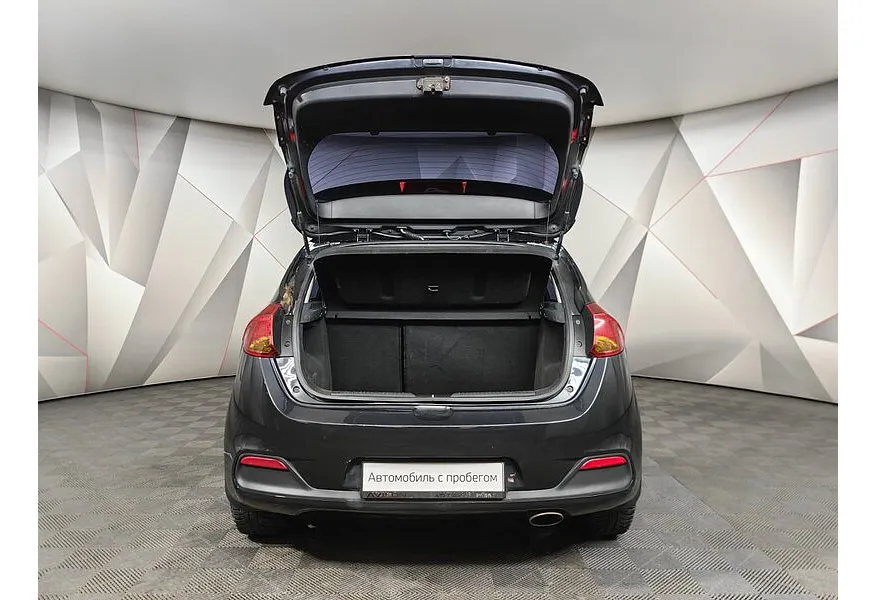 Kia Ceed 1.6 AT (129 л.с.) Черный в АВИЛОН. Слайд №12