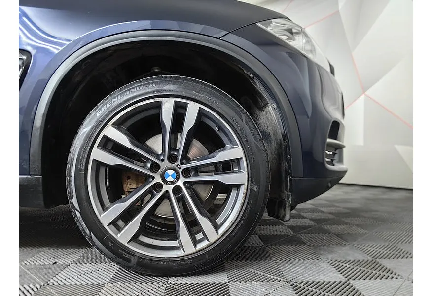 BMW X5 xDrive35i Steptronic (306 л.с.) Синий в АВИЛОН. Слайд №7
