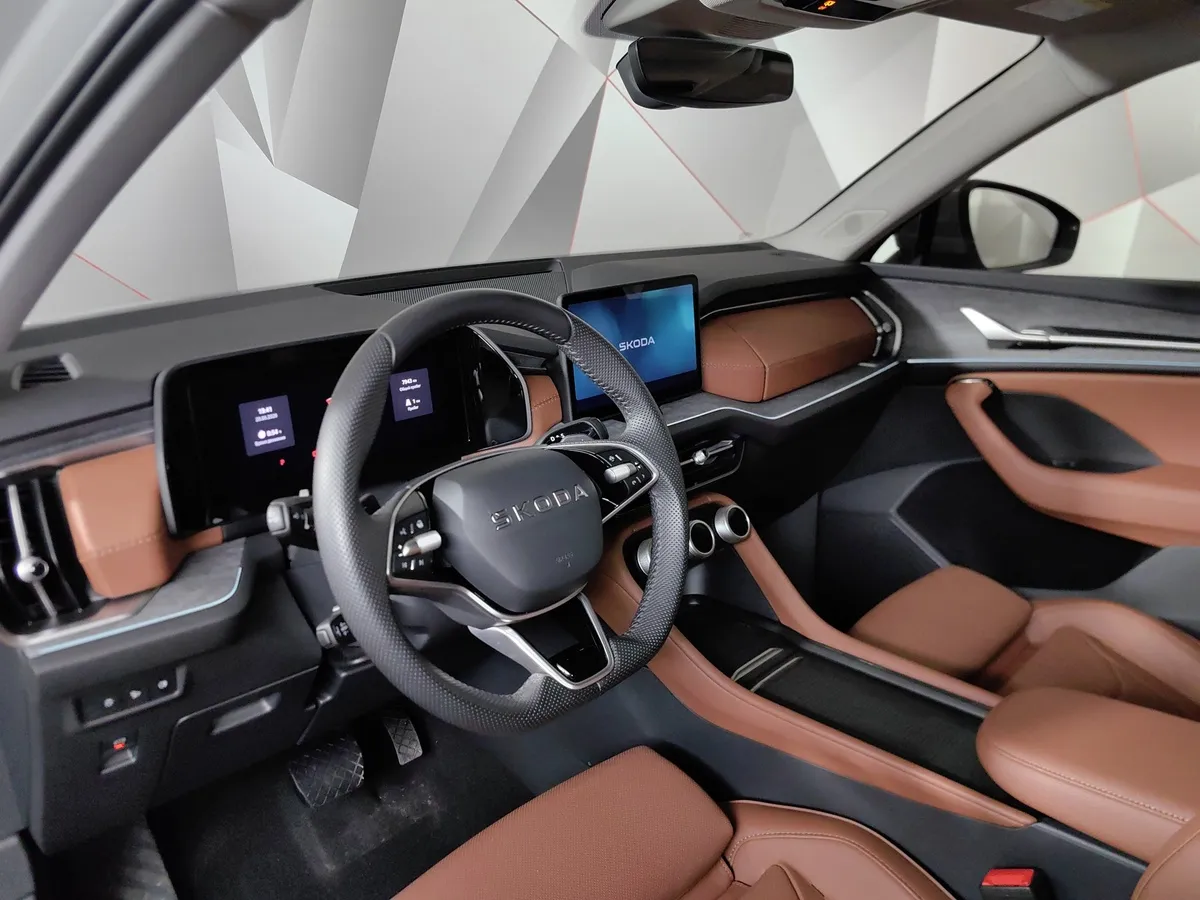 Skoda Kodiaq 2.0TSI 7DSG 4WD (190 л.с.) Серый в АВИЛОН. Слайд №19