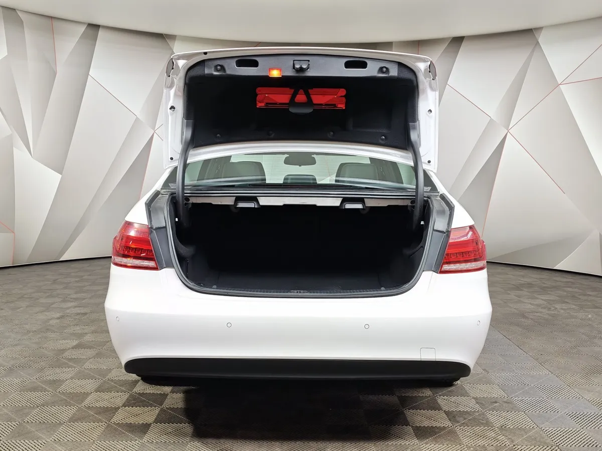 Mercedes-Benz E-Класс E 200 T BlueEfficiency 7G-Tronic Plus (184 л.с.) Белый в АВИЛОН. Слайд №12