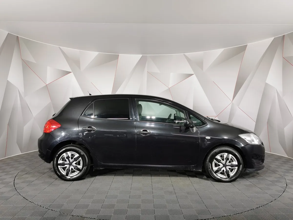 Toyota Auris 1.4 D-4D 5MMT (90 л.с.) Черный в АВИЛОН. Слайд №6