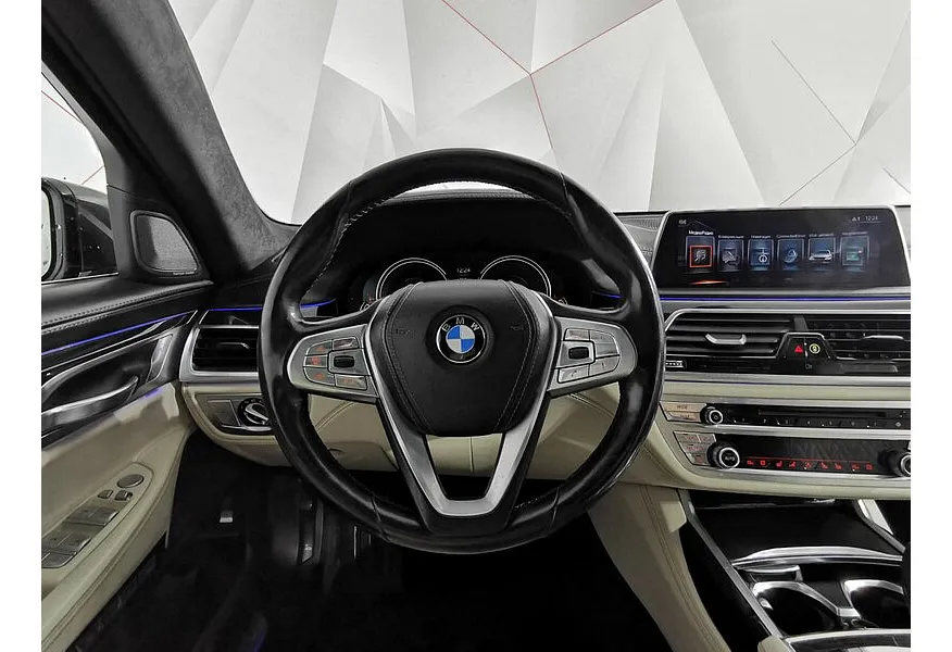 BMW 7 серия 730Ld xDrive AT (265 л.с.) Коричневый в АВИЛОН. Слайд №15