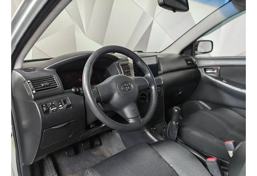 Toyota Corolla 1.6 MT (110 л.с.) Серебристый в АВИЛОН. Слайд №17