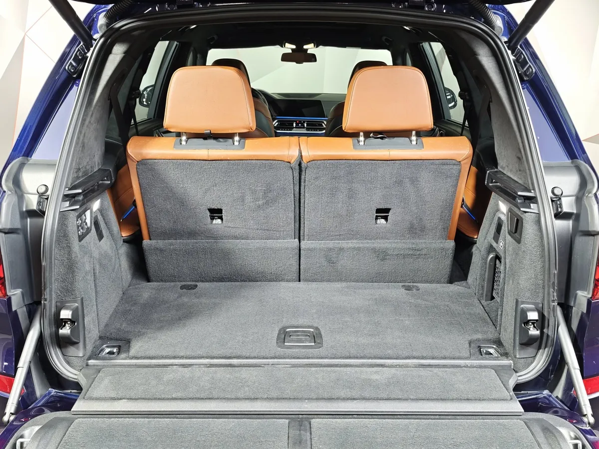 BMW X7 xDrive40i Steptronic (340 л.с.) в АВИЛОН. Слайд №9