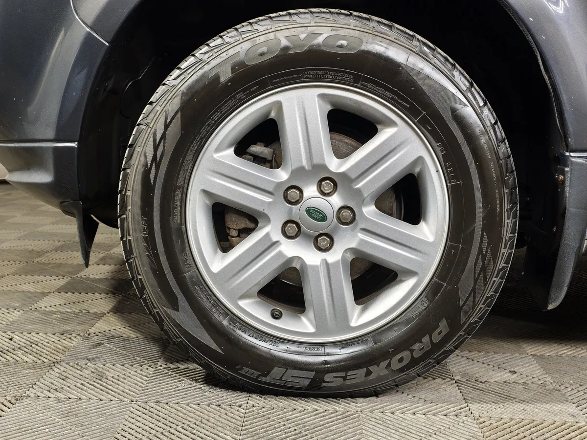 Land Rover Freelander 2.2 TD4 AT 4WD (150 л.с.) Серый в АВИЛОН. Слайд №9