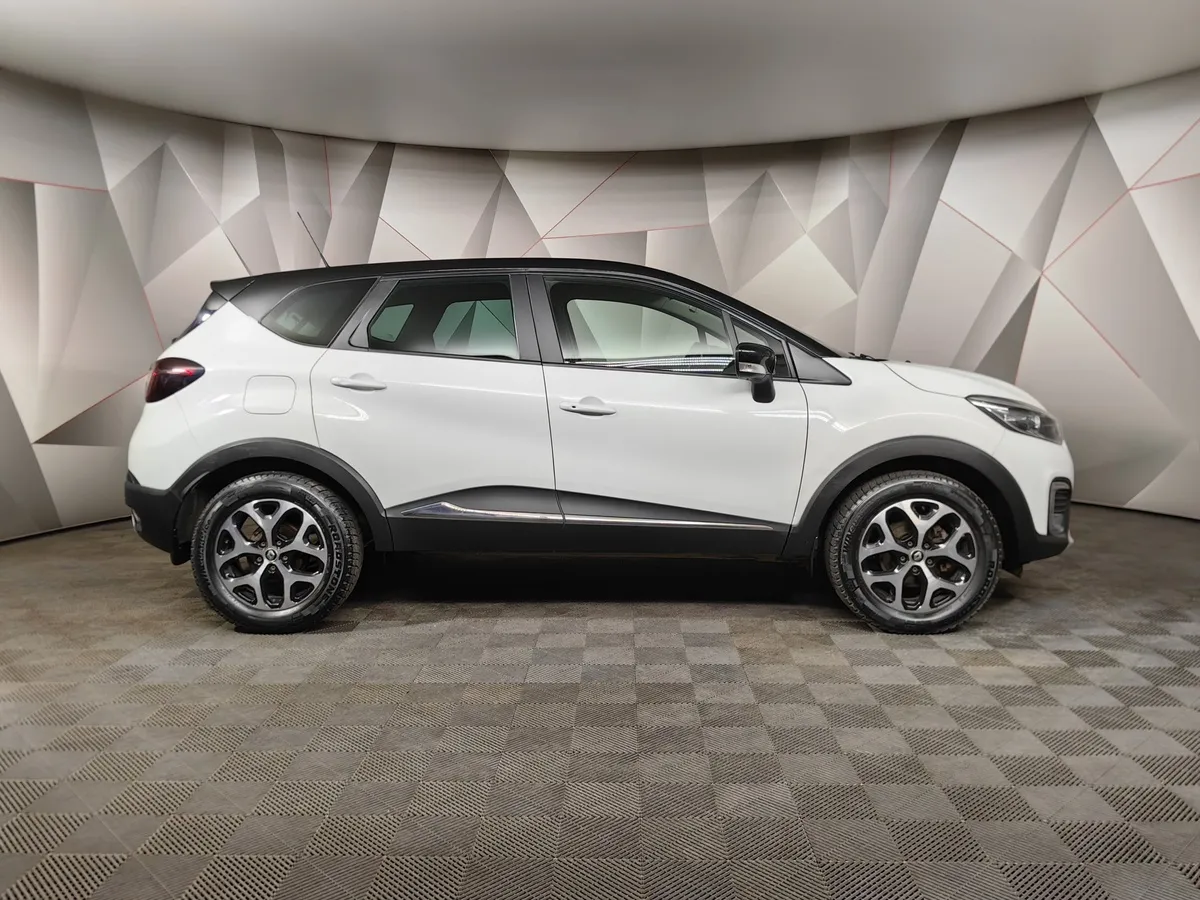 Renault Kaptur 2.0 AT AWD (143 л.с.) Белый в АВИЛОН. Слайд №6