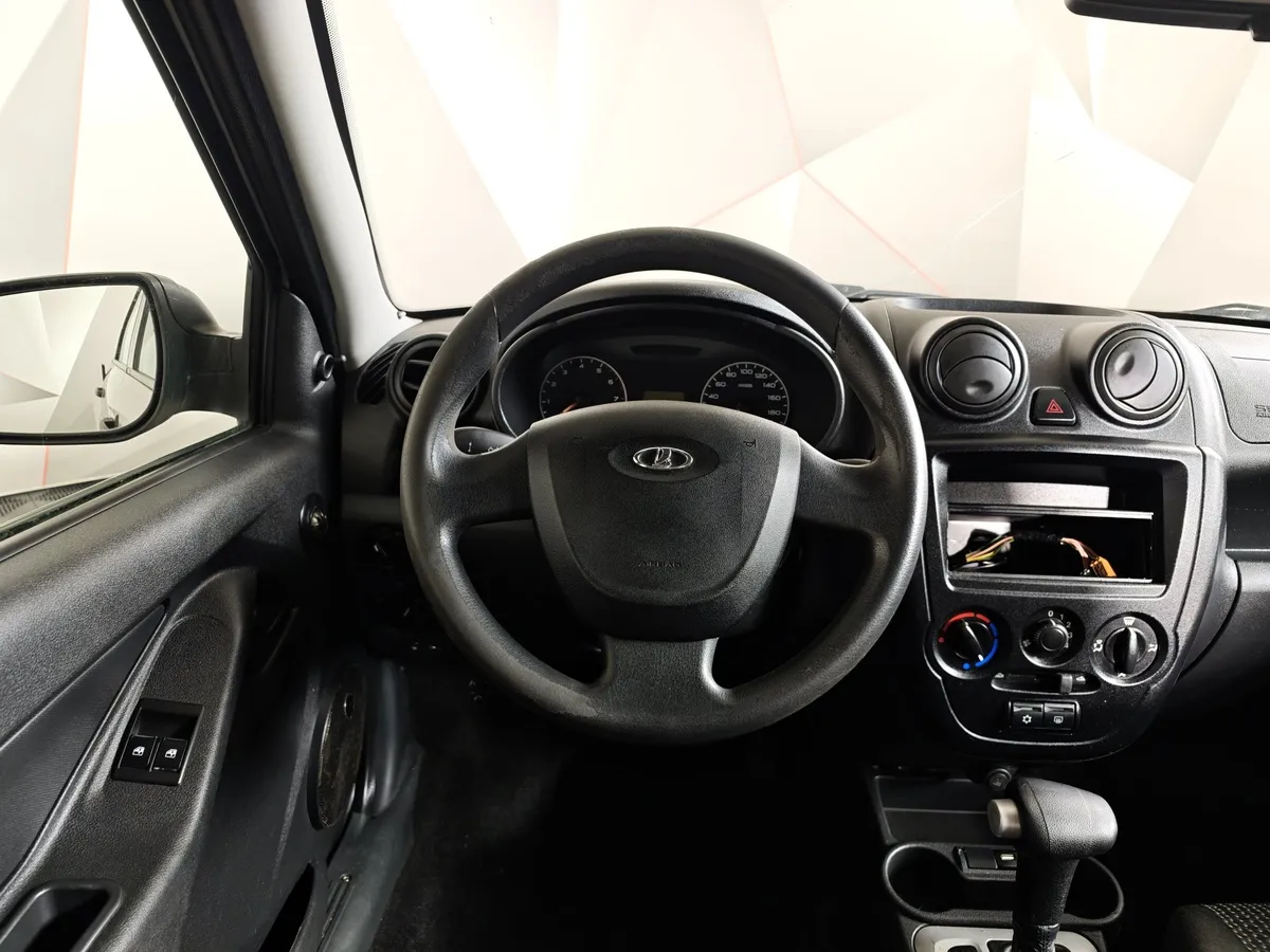 ВАЗ (Lada) Granta 1.6 AT 16кл (98 л.с.) Бежевый в АВИЛОН. Слайд №17