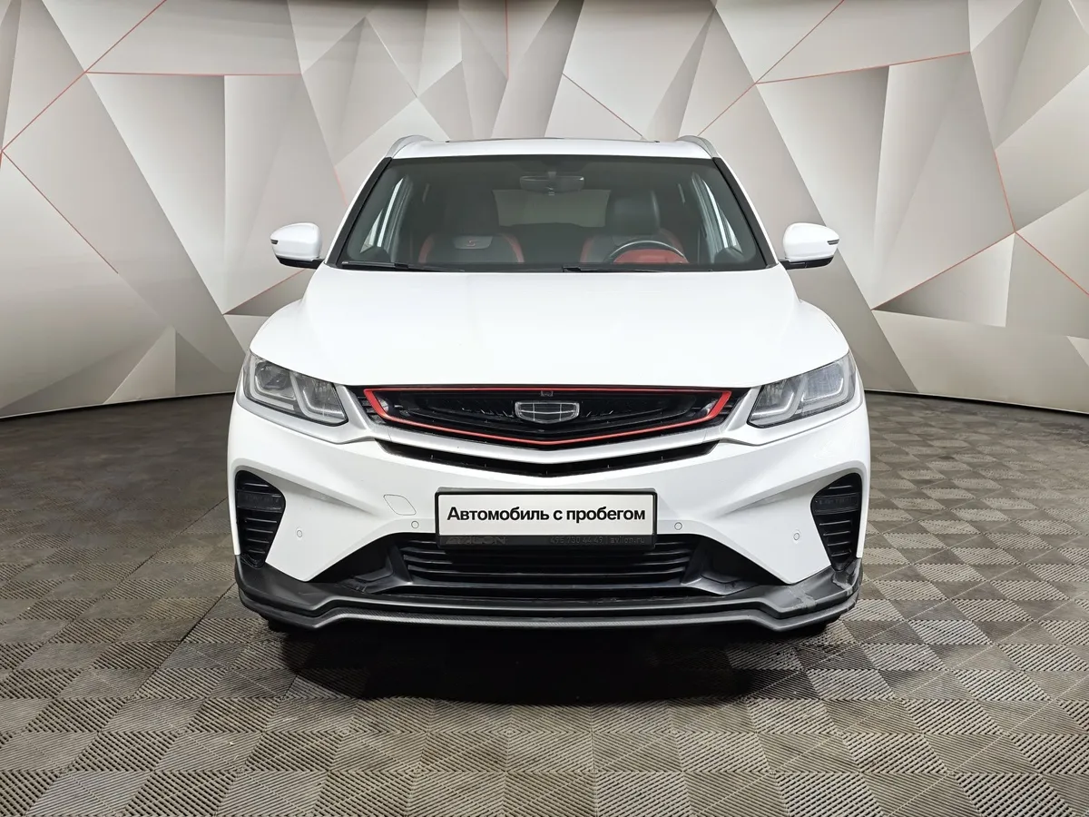 Geely Coolray 1.5T 7DCT 2WD (150 л.с.) Flagship Sport Белый в АВИЛОН. Слайд №7