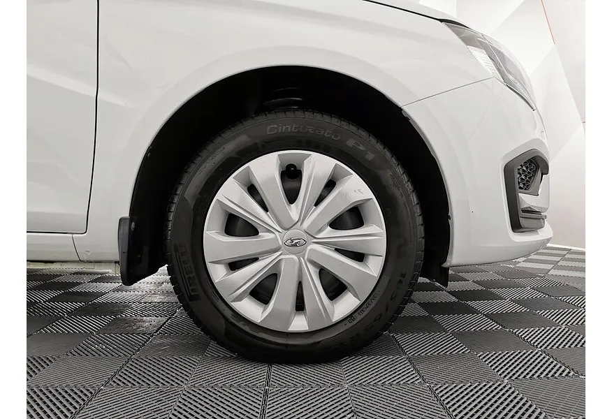 ВАЗ (Lada) Vesta 1.6 MT (106 л.с.) Белый в АВИЛОН. Слайд №17